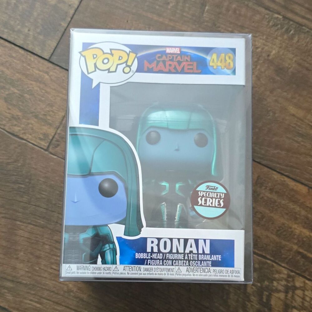 Funko Pop! Vinyl: Marvel - Ronan - Special Series w/ Protector #448 w/Protector